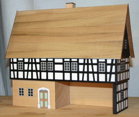 Traufhaus, lang -ausverkauft- Traufhaus, lang -ausverkauft-