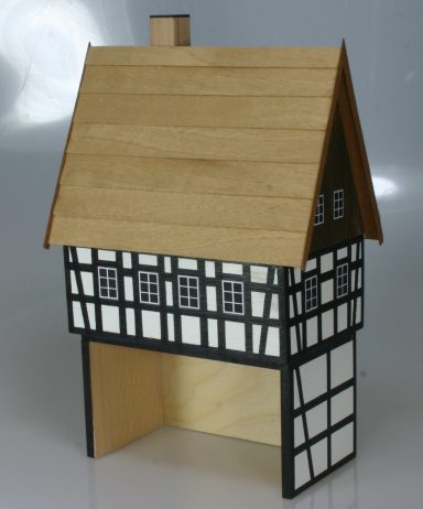 Traufhaus, kurz (ausverkauft) Traufhaus, kurz (ausverkauft)